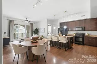 4620 Piedmont Row Dr, Charlotte, NC 28210 - Photo 1