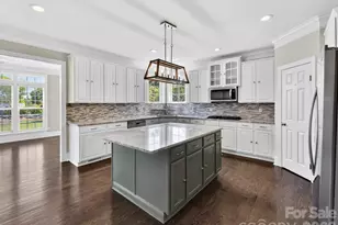 139 Corona Cir, Mooresville, NC 28117 - Photo 12