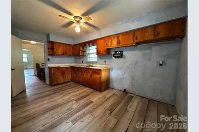 440 US 19E Highway, Spruce Pine, NC 28777 - Photo 12