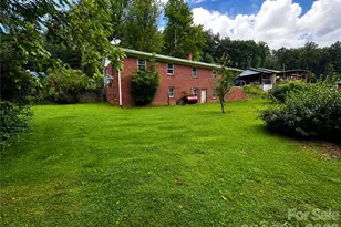 440 US 19E Hwy, Spruce Pine, NC 28777 - Photo 4
