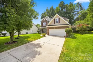 4008 Asher Ct, Charlotte, NC 28215 - Photo 2