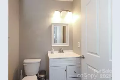 1109 Triece Lane, Charlotte, NC 28215 - Photo 10