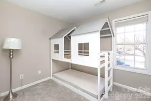 1109 Triece Ln, Charlotte, NC 28215 - Photo 16