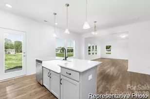 137 Borders St, Statesville, NC 28677 - Photo 2