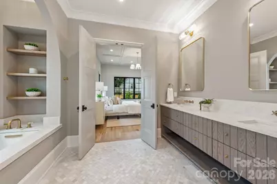 237 N Canterbury Road, Charlotte, NC 28211 - Photo 20