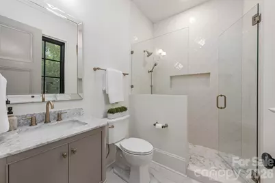 237 N Canterbury Road, Charlotte, NC 28211 - Photo 38