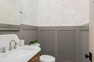 237 N Canterbury Rd, Charlotte, NC 28211 - Photo 24