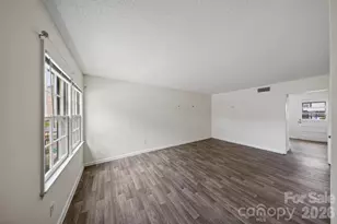 6835 Farmingdale Dr, Charlotte, NC 28212 - Photo 10