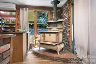 87 Old Chimney Ln, Cedar Mountain, NC 28718 - Photo 38