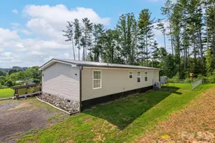 380 Green Acres Dr, Weaverville, NC 28787 - Photo 18