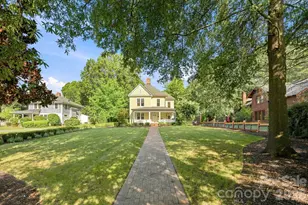 559 N Main St, Davidson, NC 28036 - Photo 2