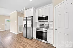 221 York Ave, Kannapolis, NC 28083 - Photo 10