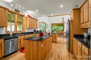 366 Summer Haven Rd, Swannanoa, NC 28778 - Photo 4