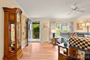 39 Stephanie Ln, Hendersonville, NC 28792 - Photo 8