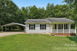 916 Long Branch Rd, Grover, NC 28073 - Photo 2