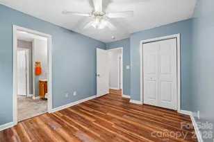 916 Long Branch Rd, Grover, NC 28073 - Photo 18