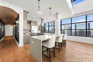 222 S Caldwell St, Charlotte, NC 28202 - Photo 16