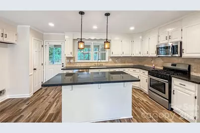 16539 Grapperhall Drive, Huntersville, NC 28078 - Photo 2