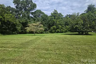 305 Oakland Ave Ave, Morganton, NC 28655 - Photo 12
