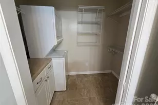 305 Oakland Ave Ave, Morganton, NC 28655 - Photo 28