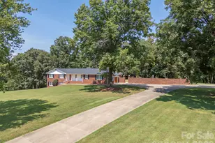 1360 Harris Holly Springs Rd, Rutherfordton, NC 28139 - Photo 2
