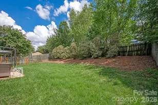 9407 Thatcher Hall Ct, Charlotte, NC 28277 - Photo 30