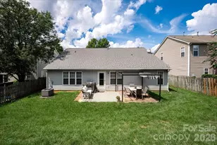 9407 Thatcher Hall Ct, Charlotte, NC 28277 - Photo 28