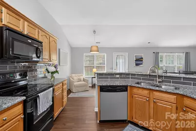 9407 Thatcher Hall Court, Charlotte, NC 28277 - Photo 18