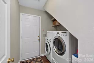 9407 Thatcher Hall Ct, Charlotte, NC 28277 - Photo 24