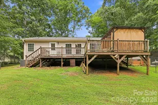 175 Riverfield Dr, Statesville, NC 28625 - Photo 4