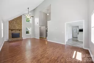 534 Mary Charlotte Dr, Charlotte, NC 28262 - Photo 4
