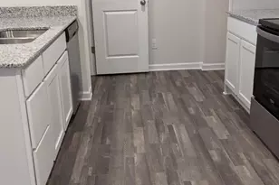 226 Winston Ln, Salisbury, NC 28147 - Photo 2