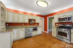 236 Holland Dr, Black Mountain, NC 28711 - Photo 24