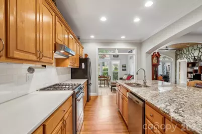 351 Catalina Drive, Mooresville, NC 28117 - Photo 8