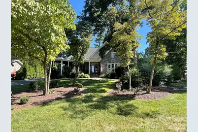 351 Catalina Drive, Mooresville, NC 28117 - Photo 2