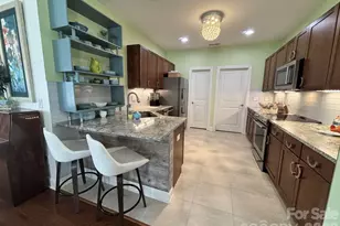 30 Rose Point Dr, Leicester, NC 28748 - Photo 6