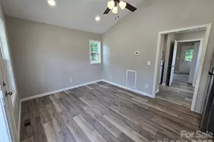 619 Railroad Ave, Troy, NC 27371 - Photo 4