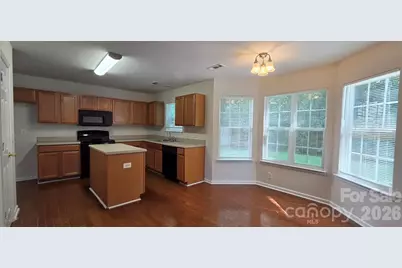 5708 Twin Brook Drive, Charlotte, NC 28269 - Photo 2