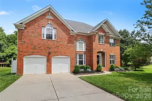 5933 Checkerberry Ln, Huntersville, NC 28078 - Photo 2