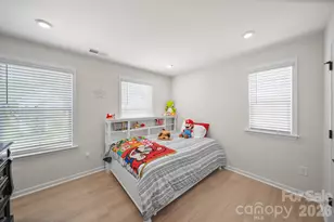 8114 Franklin Trl St, Charlotte, NC 28227 - Photo 16
