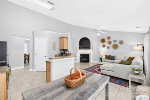 2627 Bridgeville Ln, Charlotte, NC 28262 - Photo 16