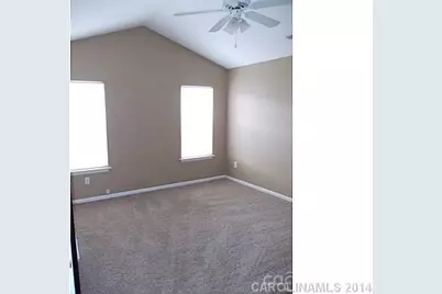 1426 Peach Park Lane, Charlotte, NC 28216 - Photo 6