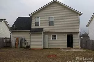 1426 Peach Park Ln, Charlotte, NC 28216 - Photo 14