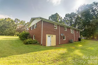 156 Eskimo Drive, Bostic, NC 28018 - Photo 8
