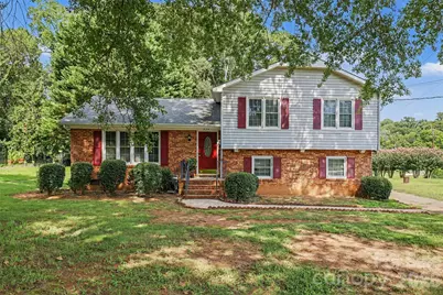 834 Applegate Court, Gastonia, NC 28054 - Photo 1