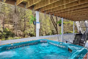 228 White Oak Rd, Waynesville, NC 28785 - Photo 2