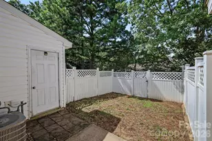 2962 Caldwell Ridge Pkwy, Charlotte, NC 28213 - Photo 26