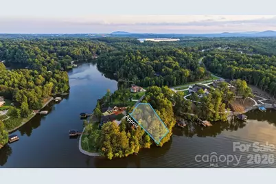5768 Lake Pointe Drive #15, Granite Falls, NC 28630 - Photo 2