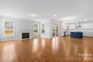 606 Yucatan Dr, Waxhaw, NC 28173 - Photo 8