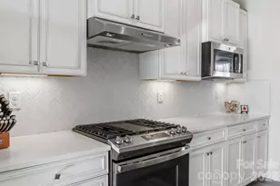 2035 Dornoch Rd, Tega Cay, SC 29708 - Photo 8